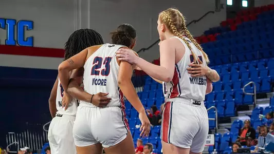 Team Huddle vs. Austin Peay