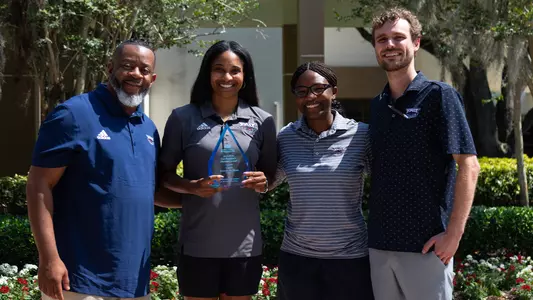 Coach Jennifer Sullivan Vice President's Diamond Award