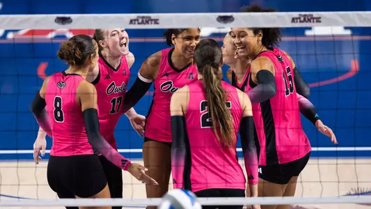VB Team Celebration vs. Stetson