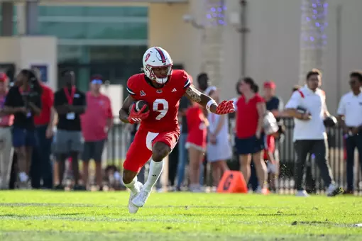 2025 FAU Football vs Connecticut