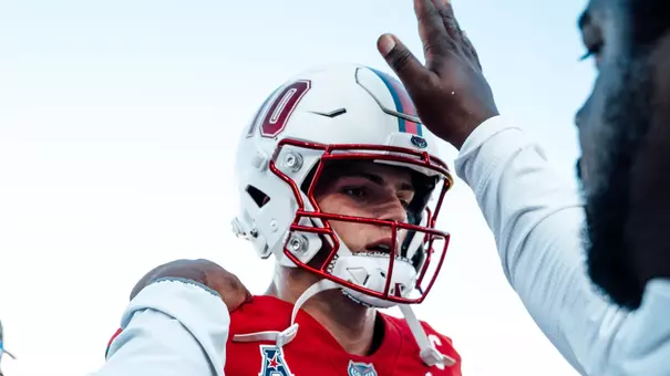 Caden Veltkamp Action