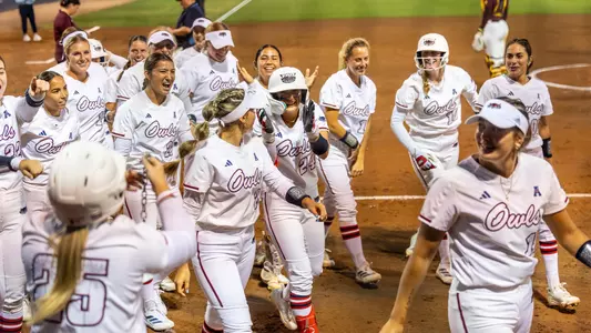 Softball Win over Minnesota