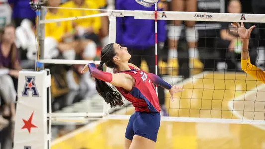 Valeria Rosado vs. ECU