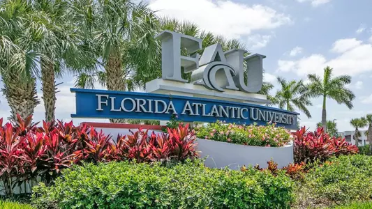 FAU campus sign