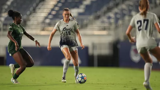 Sydney Neira vs. Loyola