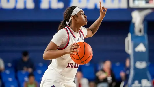 Michiyah Simmons vs. FGCU