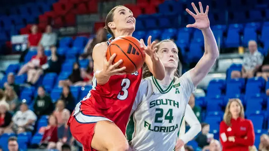 Jess Moors vs. South Florida