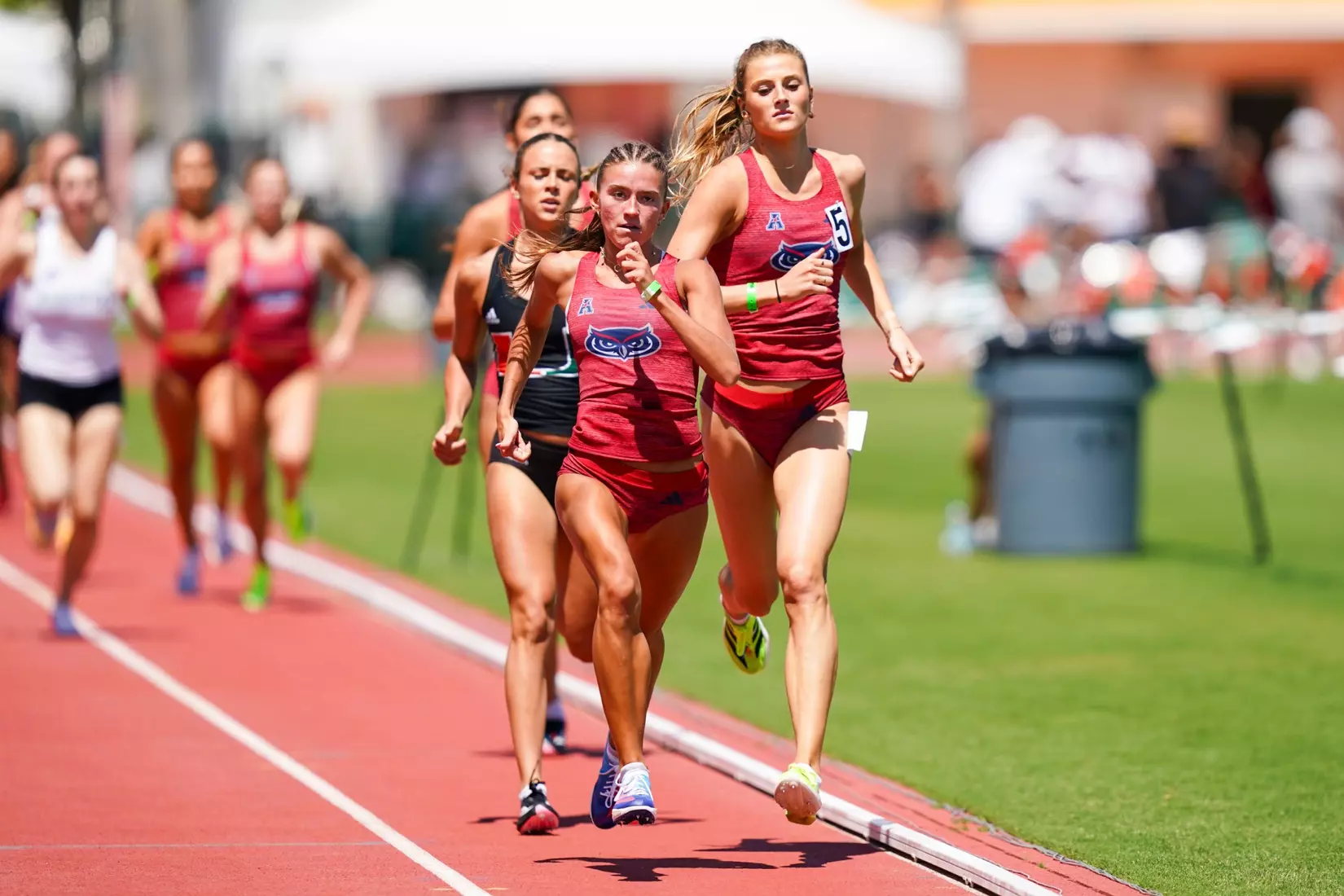 Teegan Anderson and Rosa ten Berg 2026 FAU Women’s Track @ Miami.