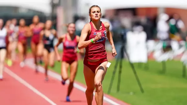 Rosa ten Berg at Miami running the 800-meter
