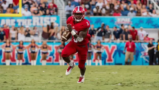 Devin Singletary rushing versus Bethune Cookman on September 16, 2017
