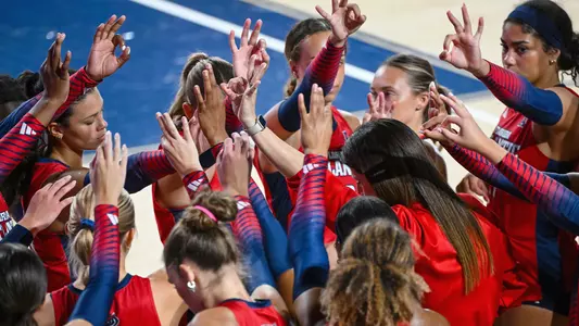 2026 Florida Atlantic Volleyball Team Huddle