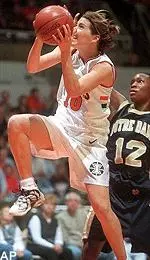 Illinois' Allison Curtin goes up for a basket during the Illini's 77-67 win over Notre Dame, Saturday.