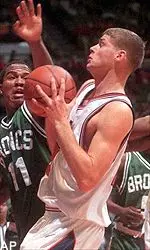 Robert Archibald and the Fighting Illini await the visiting Wildcats on Tuesday.