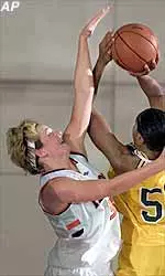 Dawn Vana is one of three imposing post players the illini possess as they head into the St. Mary's Tournament this weekend.