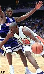 Sophomore Frank Williams led the Illini in scoring (14.9 ppg), assists (4.4 apg), steals (64), free throw percentage (80.6%) and minutes played (32.2 min./game).