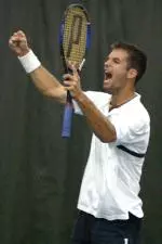 Senior Mike Kosta had the match-clinching victory at the Atkins Tennis Center this afternoon as Illinois clinched its sixth consecutive Big Ten crown.