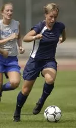 Junior Tara Hurless scored three of Illinois' five preseason goals.