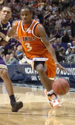 Chester Frazier led all scorers with 17 points at the annual Orange & Blue Scrimmage.
