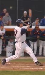 Chase Kliment went 4-for-6 with three RBI, two runs and a double, but the Illini dropped a doubleheader to Northwestern