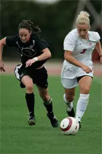 Ella Masar scored in the 84th minute to lift #13 Illinois to a 1-0 win over South Carolina at the Nike Tiger Invitational.