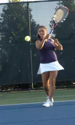 Freshman Marisa Lambropoulos notched her first collegiate dual singles win of her career and for the Illini in 2008 in Illinois' 7-0 sweep of Florida Atlantic.