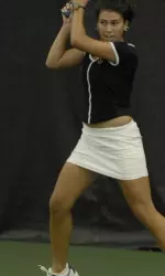 Redshirt freshman Leigh Finnegan seals 5-2 victory with win at No. 2 singles.