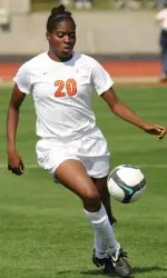 Senior forward Chichi Nweke had two shots for illinois against Wisconsin.