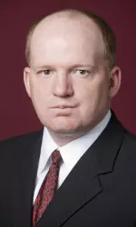 Offensive Coordinator Paul Petrino