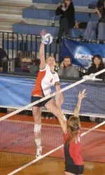 Colleen Ward leads the NCAA Tournament with 6.29 kills per set.