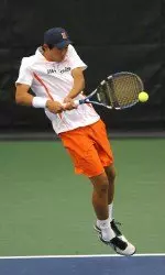 Freshman Stephen Hoh extended his singles winning streak to five straight.
