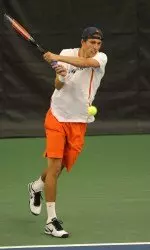 Junior Abe Souza defeated Andrew McCarthy, 6-4, 4-6, 6-1 in his 19th win of the season.