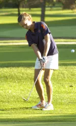 Sophomore Hailey Koschmann won the JMU Eagle Landing Invitational, the first individual title for Illinois since 2007.
