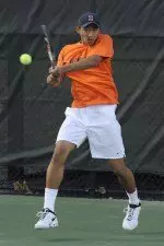 Freshman Stephen Hoh defeated Graeme Dyce, 6-1, 6-2.