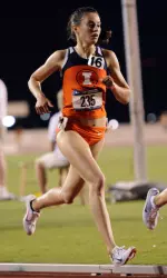 Illini Angela Bizzarri placed fifth in the 5,000m at the USA Championships in her final race in an Orange and Blue uniform.