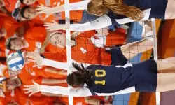 Senior Colleen Ward had a team-high 10 kills and hit .360 to lead the Illini to the Sweet 16.
