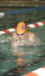 Michelle Mehnert captured the only first-place finish on the weekend and was one of several Illini to pick up personal and season bests.