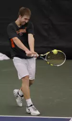 Junior Roy Kalmanovich picked up wins in singles and doubles for the Illini.
