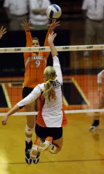 Senior Colleen Ward led the offensive attack with a match-high 12 kills in a sweep of Wisconsin on Sunday.
