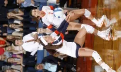 Ali Stark recorded 13 kills for the Illini, matching her career high.
