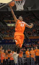 Tracy Abrams led all scorers with 17 points.