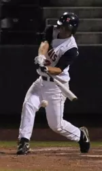 Davis Hendrickson went 3-for-4 with three stolen bases and two runs in Illinois' 7-2 win over NIU.