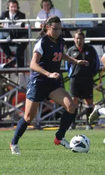 Vanessa DiBernardo led the squad with 21 points on eight goals and five assists