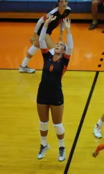 Alexis Viliunas had a fantastic night at setter, tabbing 40 assists.