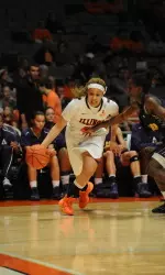 Ivory Crawford led the Illini to victory Friday, scoring 20 points while dishing out four assists