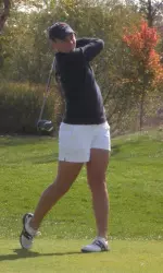 Michelle Mayer shaved two strokes off of her first round total to become the score leader for the Illini.