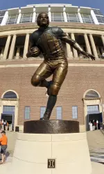Illinois will host four B1G home games at Memorial Stadium in 2016 and five in 2017.