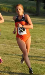 Natalie Wynn set a personal best 6K time and finished third for the Illini.