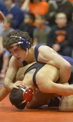 Zane Richards scored Illinois' only points of the night, winning a 3-1 decision in overtime.