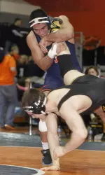 Mario Gonzalez got a win in his first match since suffering a rib injury at the Midlands Championships in December.