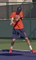 Alex Jesse won his fifth consecutive match after a straight set victory at No. 5 singles.